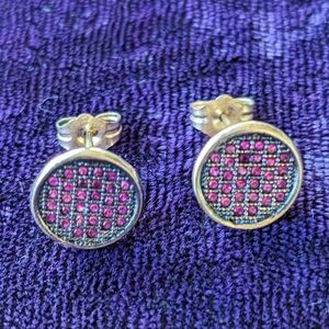 Vintage 14K Gold Filled Stud Earrings With Lots Of Natural Red Ruby Stones